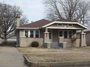 208 E 14th Ave, Hutchinson, KS 67501