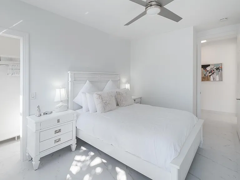 401 Resort Ln — Photo 30