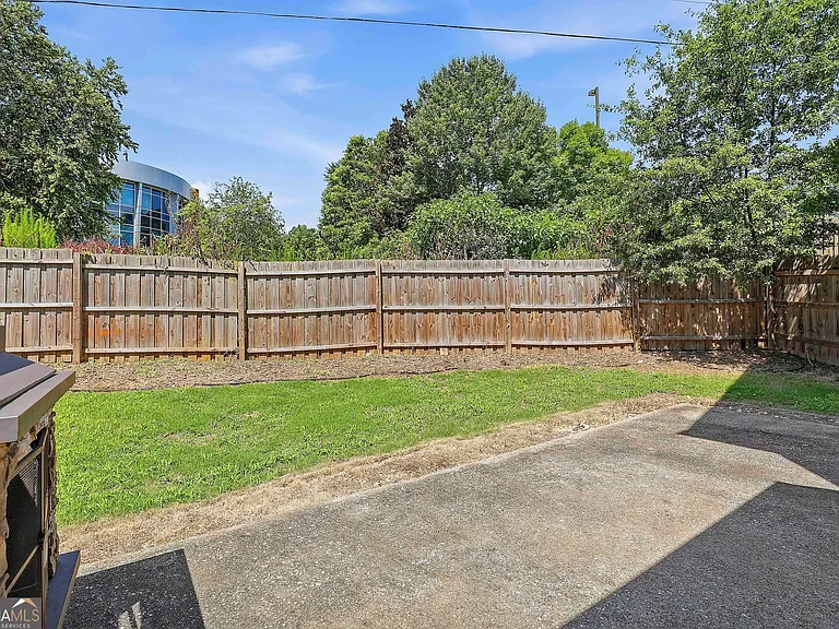 130 S Fairfield Dr — Photo 28