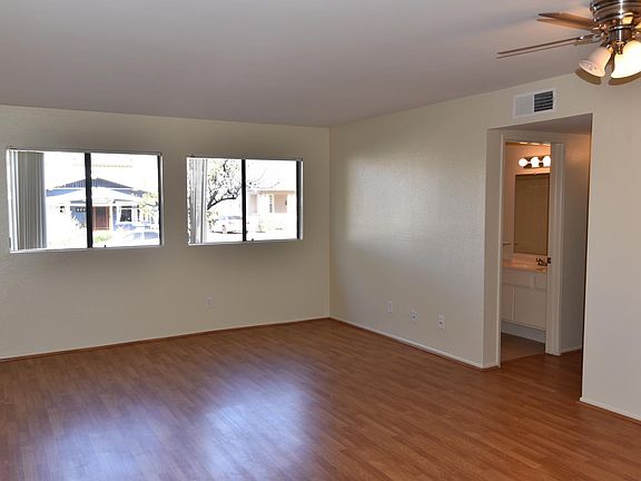 3rd image of 370 W Wilson Ave APT 101