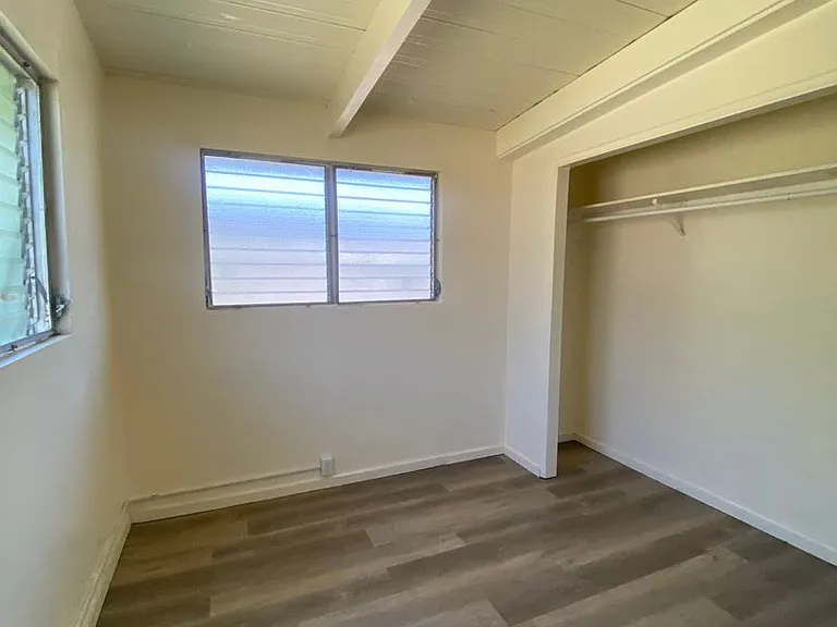 86-086 Pokai Bay St — Photo 15