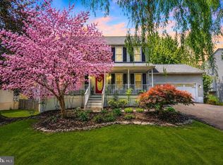 11916 Woodland View Dr, Fredericksburg, VA 22407