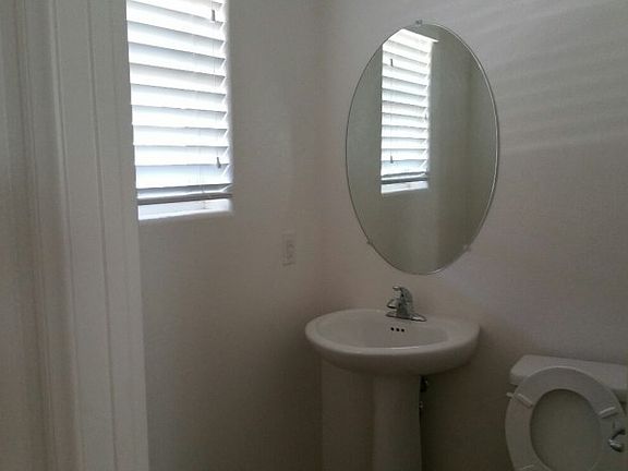 4th image of 176 Belmont Canyon Pl
