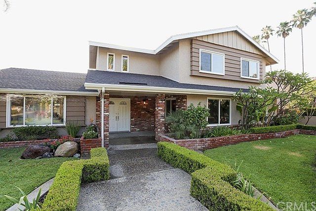 1st image of 401 Fern Dell Pl