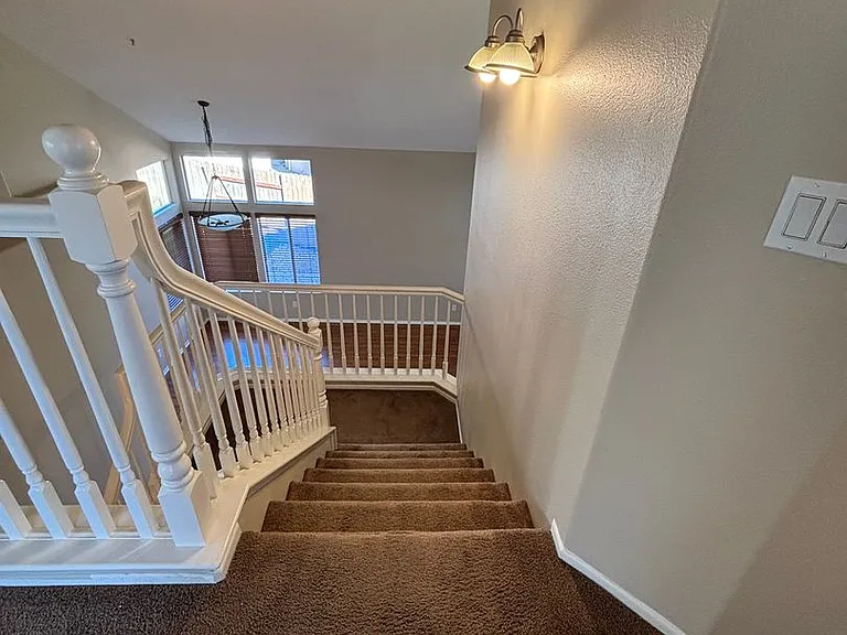 10463 Graham Ct — Photo 16