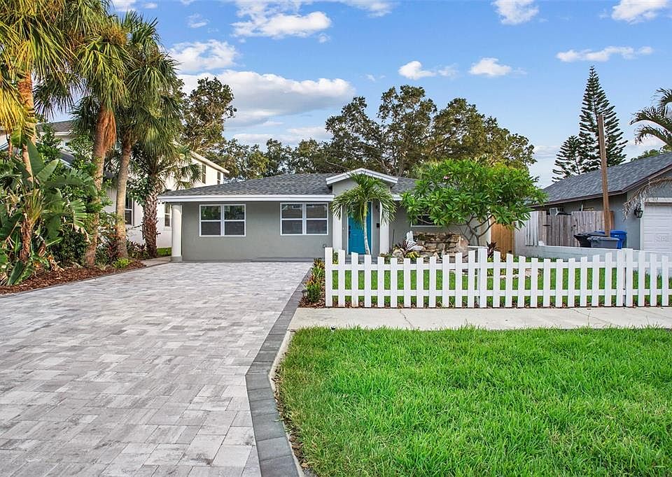 1st image of 8038 27TH AVENUE N
