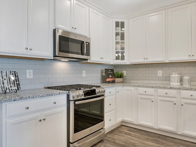 The Refinery Townhomes — Photo 27