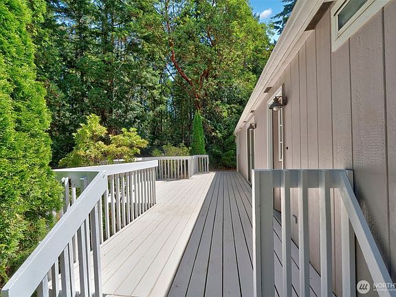 5th image of 752 Jolie Way