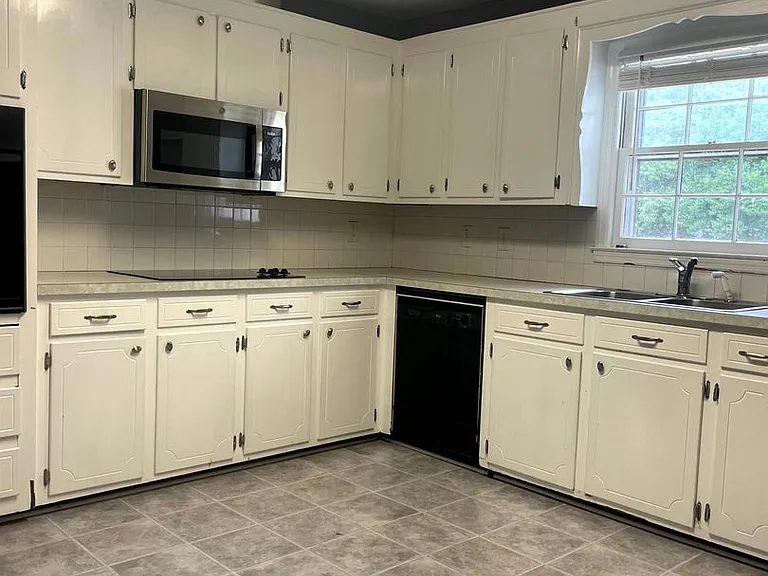 2703 Northwood Ct — Photo 13
