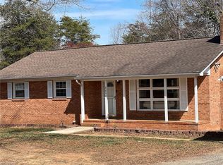 2857 Ayersville Rd, Mayodan, NC 27027