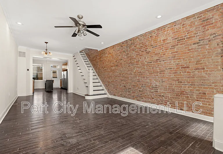 207 S Ellwood Ave — Photo 7