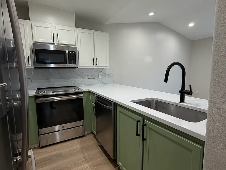 17872 Arbela Ct — Photo 17