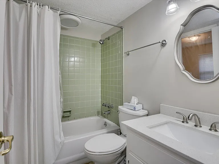 314 Laurens St SW #B — Photo 13