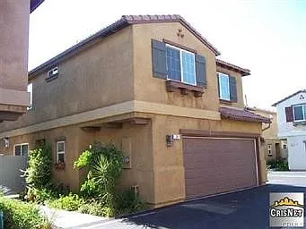 3 bed, 1837 sqft, $4,000 — Photo 1