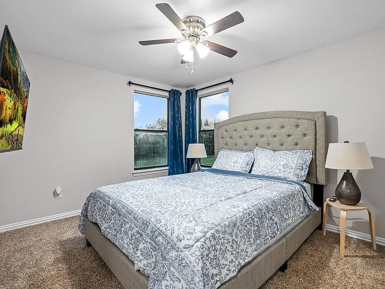 303 Jeanne Ln — Photo 22