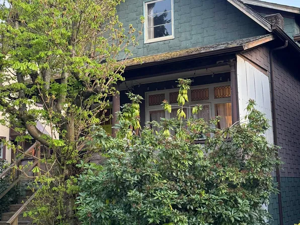 2012 York Ave, Vancouver, BC V6J 1E6