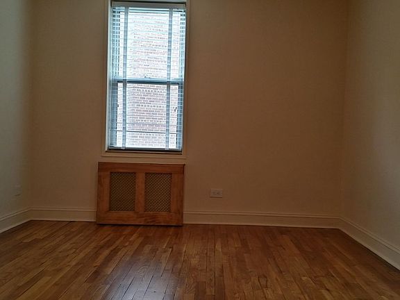 3rd image of 8319 141st St APT 410