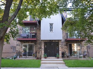 6650 W 64th Pl APT 2A, Chicago, IL 60638