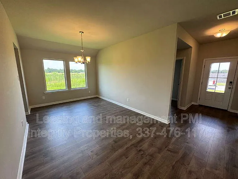 3202 Haven Lake Dr — Photo 4