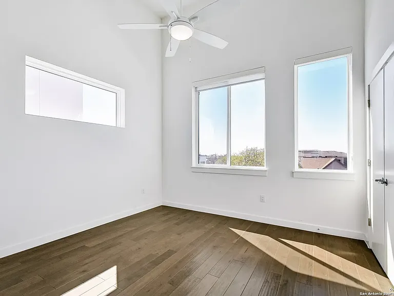 Third floor Bedroom #3