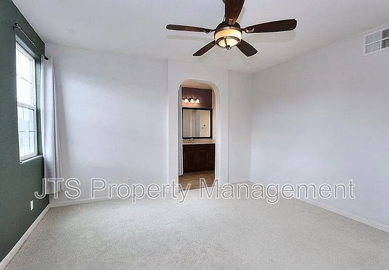 10921 Oakham Dr — Photo 26