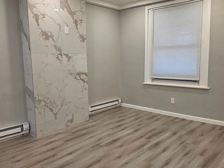 4917 Reno St — Photo 8