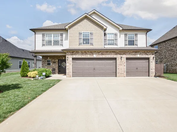 1016 Meadowview Ln, Clarksville, TN 37040