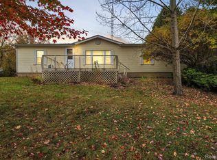 1254 Harneck Rd, Carsonville, MI 48419
