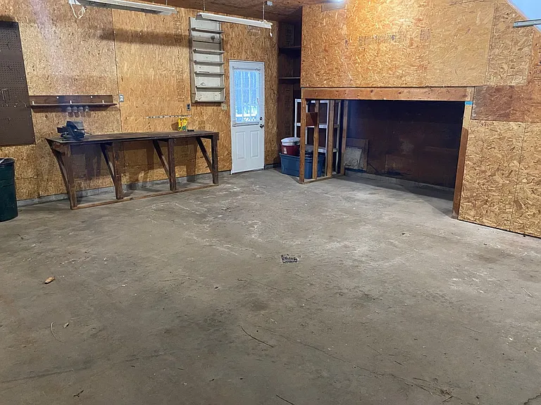 3382 Martin Rd — Photo 21
