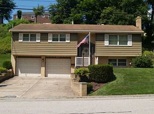 221 McAlister Dr, Pittsburgh, PA