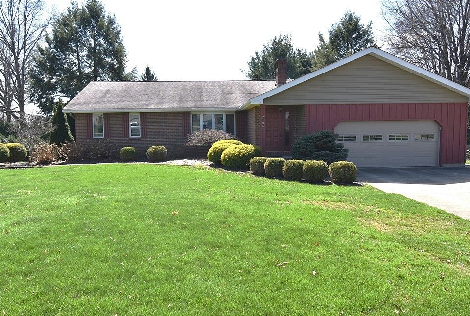 1st image of 7106 White Oak Dr