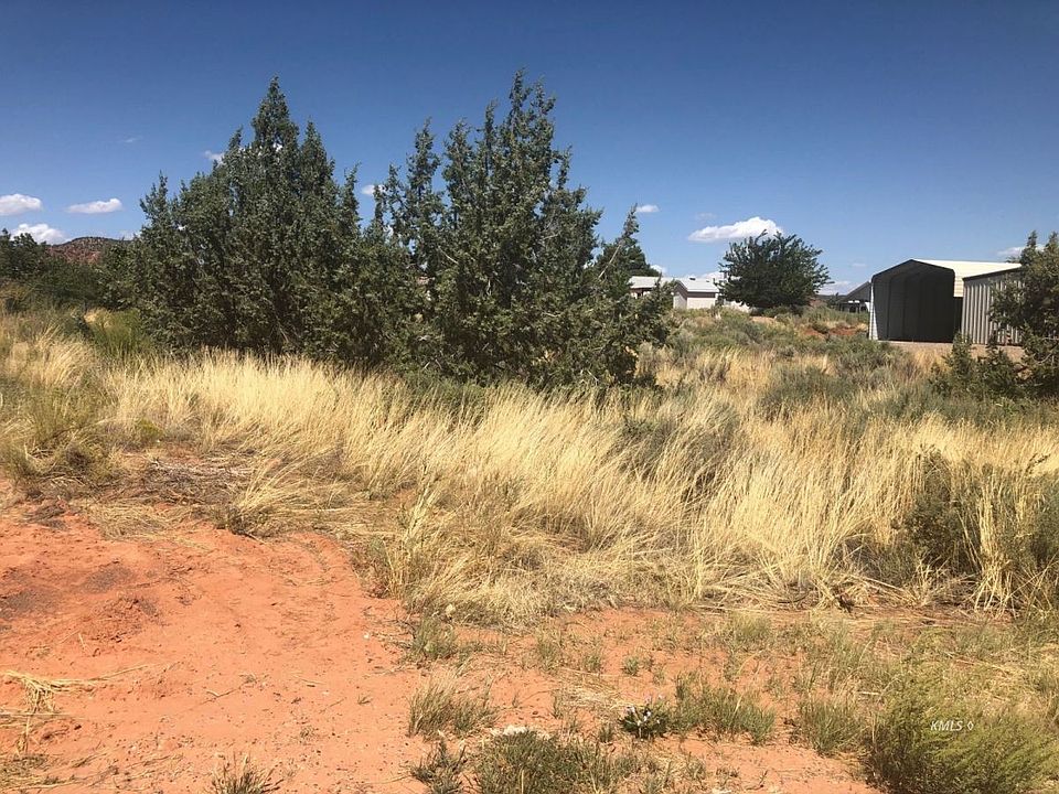 2nd image of 782 W Aspen Dr