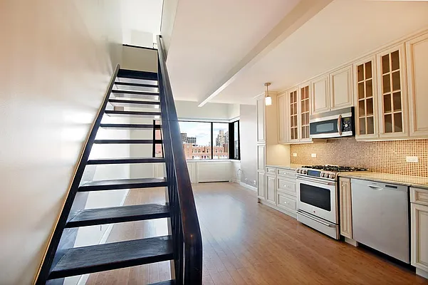 Rented by Mercedes Berk | media 7