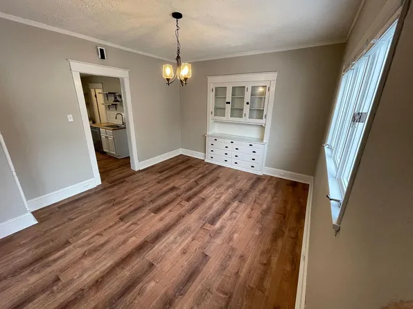 1032 Bluff Ave, Sheboygan, WI