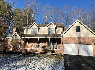 226 Timber Ridge Dr, Beckley, WV 25801