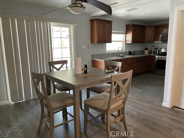 2 bed, 1025 sqft, $2,850 — Photo 4