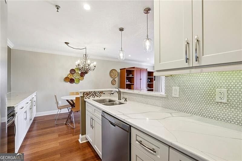 1st image of 300 Johnson Ferry Rd NE Unit B804