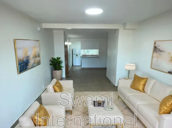 1302 W 97th St APT 6, Los Angeles, CA 90044