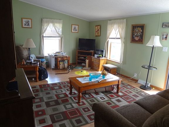 2nd image of 38085 Ducharme Dr