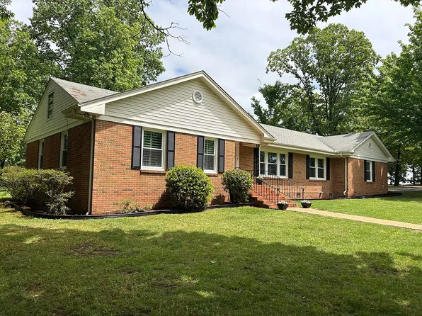 302 Massey Ln, Lookout Mountain, GA 30750