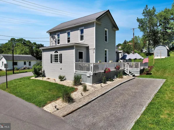 15 Howard St, Frostburg, MD 21532