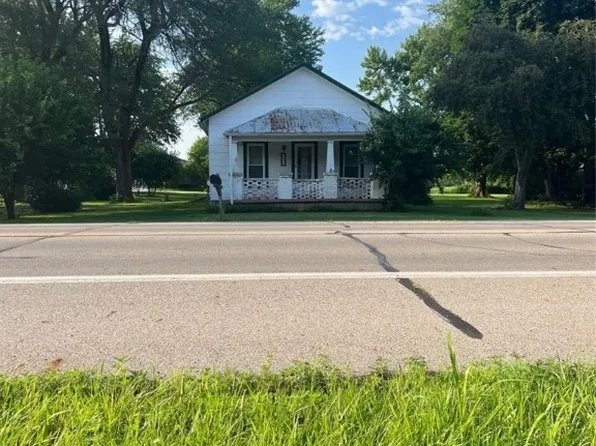 6378 W National Rd, New Carlisle, OH 45344