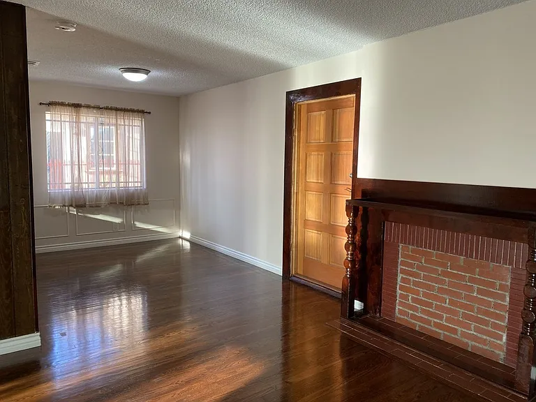 7810 Wilkinson Ave — Photo 6