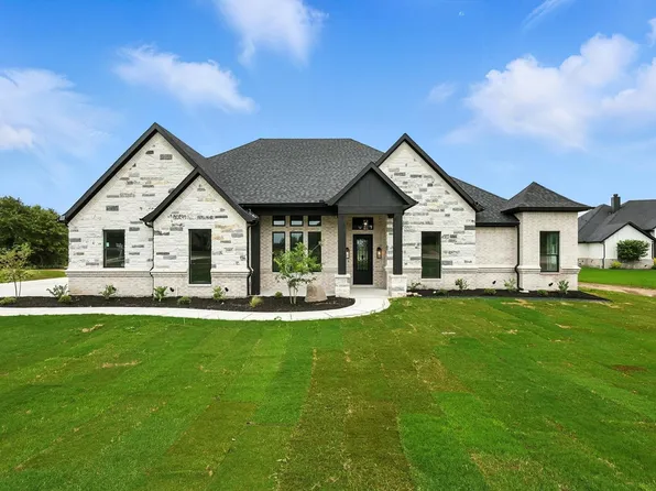 2085 Glenhollow Dr, Weatherford, TX 76088