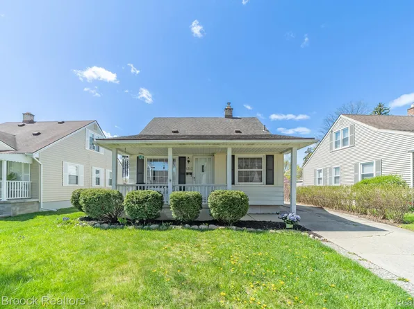 1313 Oakley Rd, Clawson, MI 48017