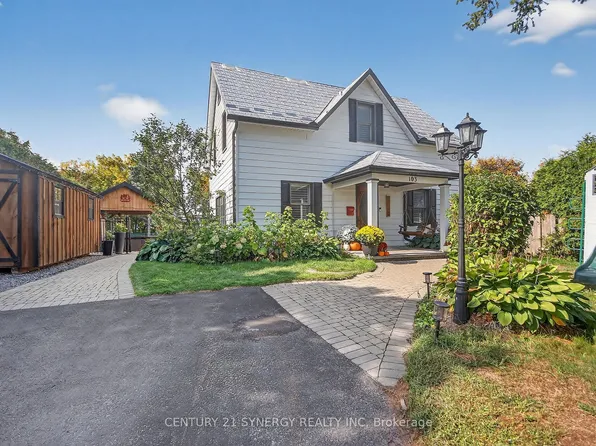 103 Queen Charlotte St, Ottawa, ON K0A 2Z0