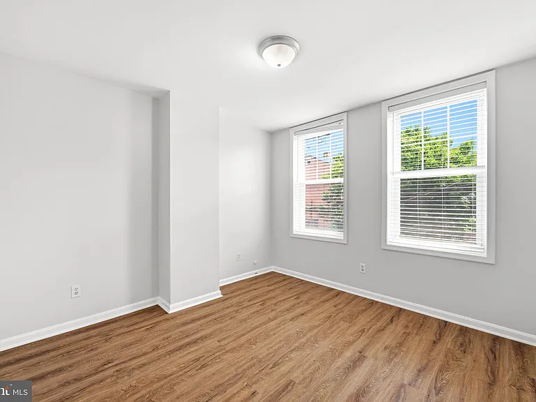 928 N Bambrey St — Photo 15