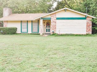 533 Shady Grove Dr, Montgomery, AL 36109
