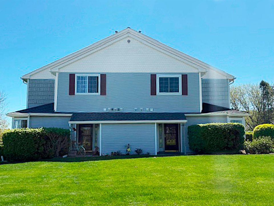 1st image of 3 Magnolia Lane