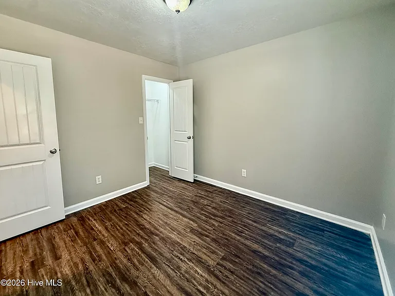705 Whispering Willow Way — Photo 8